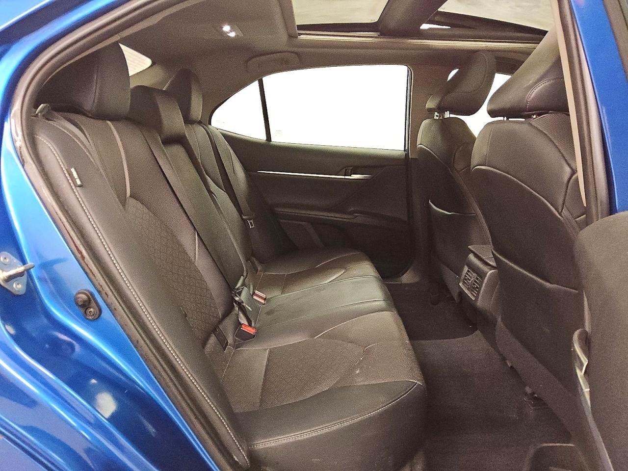 2020 TOYOTA CAMRY XSE photo 10