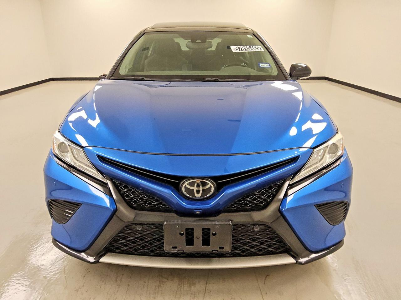 2020 TOYOTA CAMRY XSE photo 5