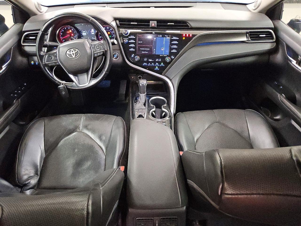 2020 TOYOTA CAMRY XSE photo 8
