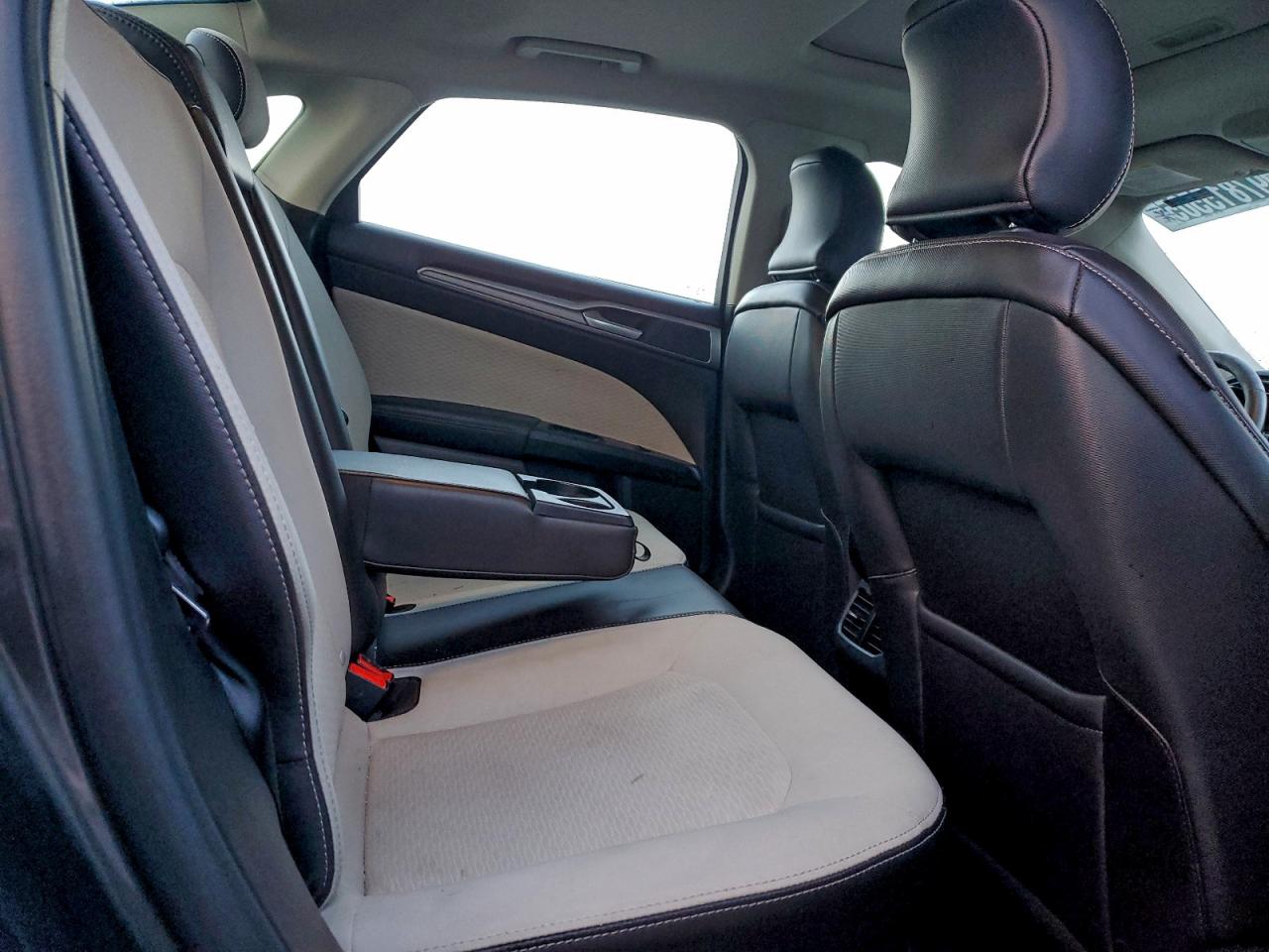 2019 FORD FUSION SE photo 10