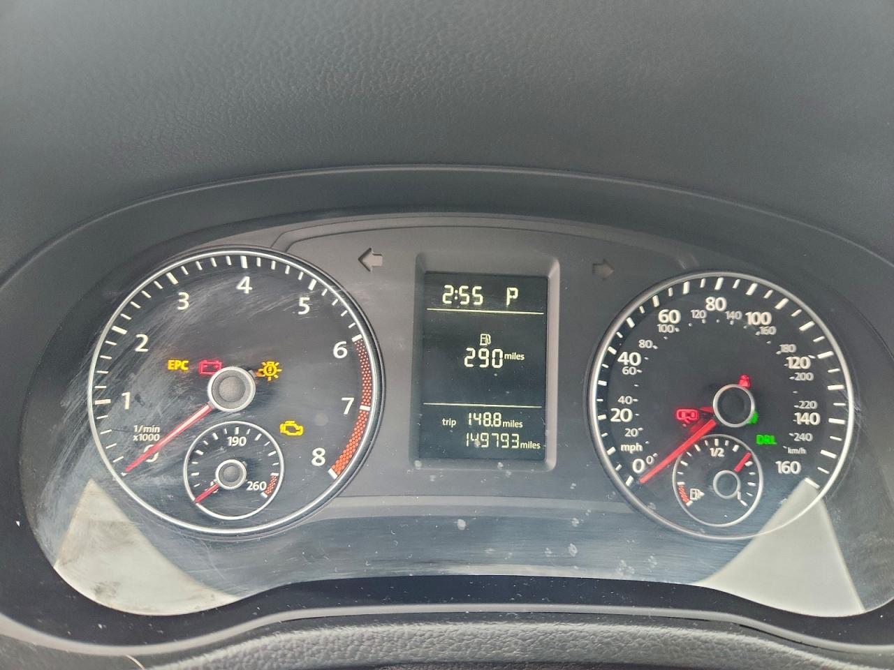 2015 VOLKSWAGEN PASSAT S photo 9