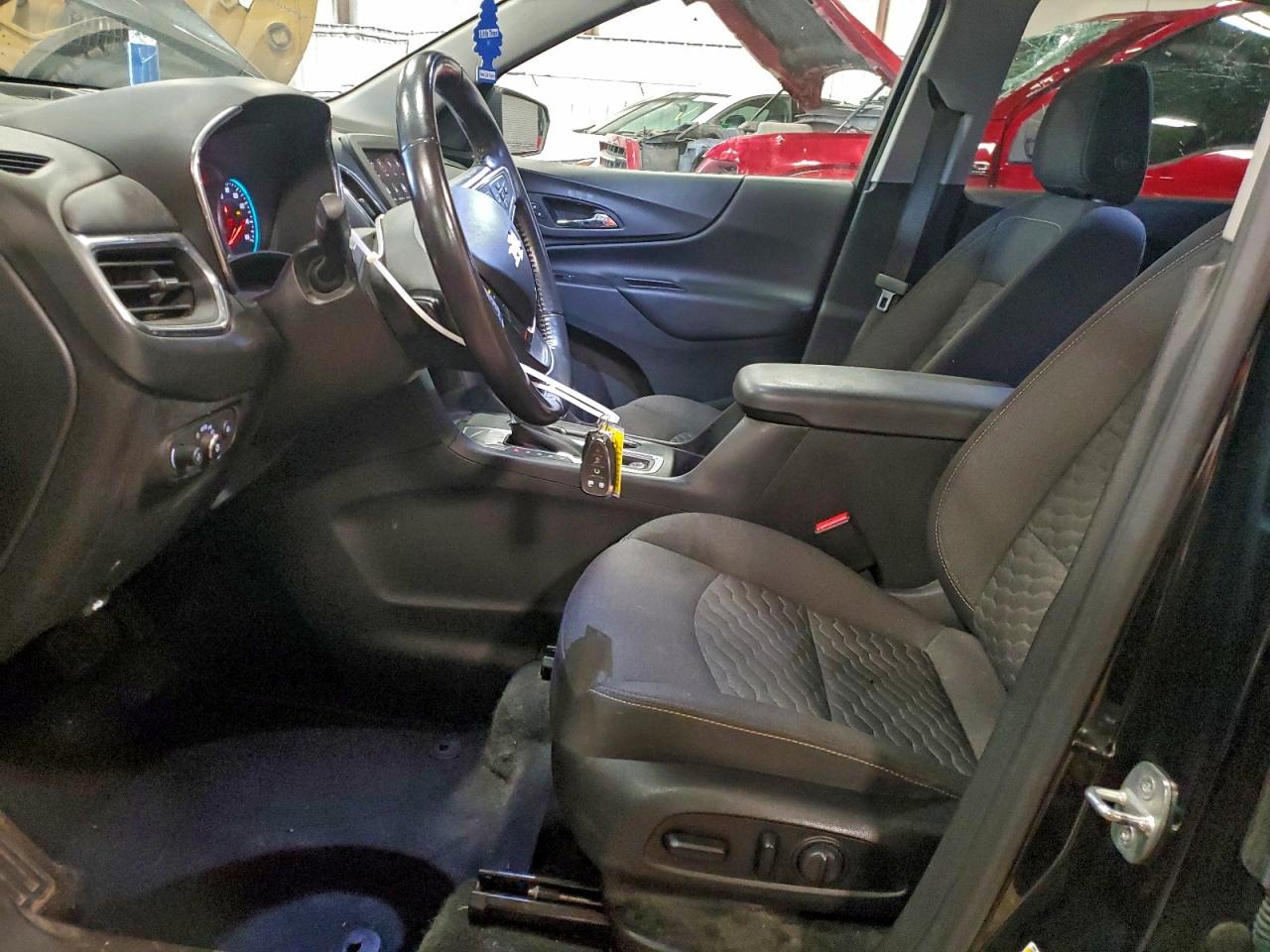 2020 CHEVROLET EQUINOX LT photo 7