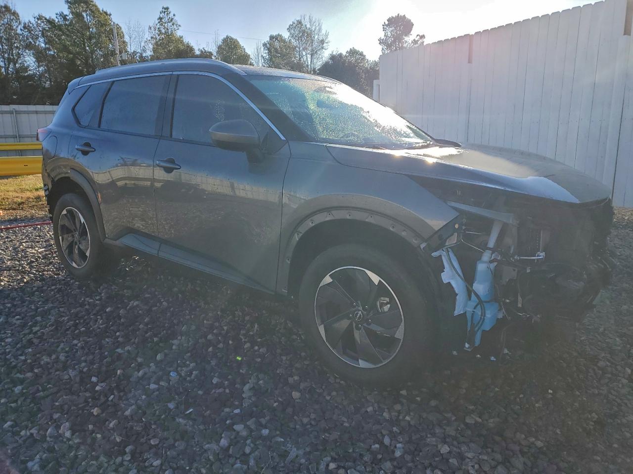2025 NISSAN ROGUE SV photo 4