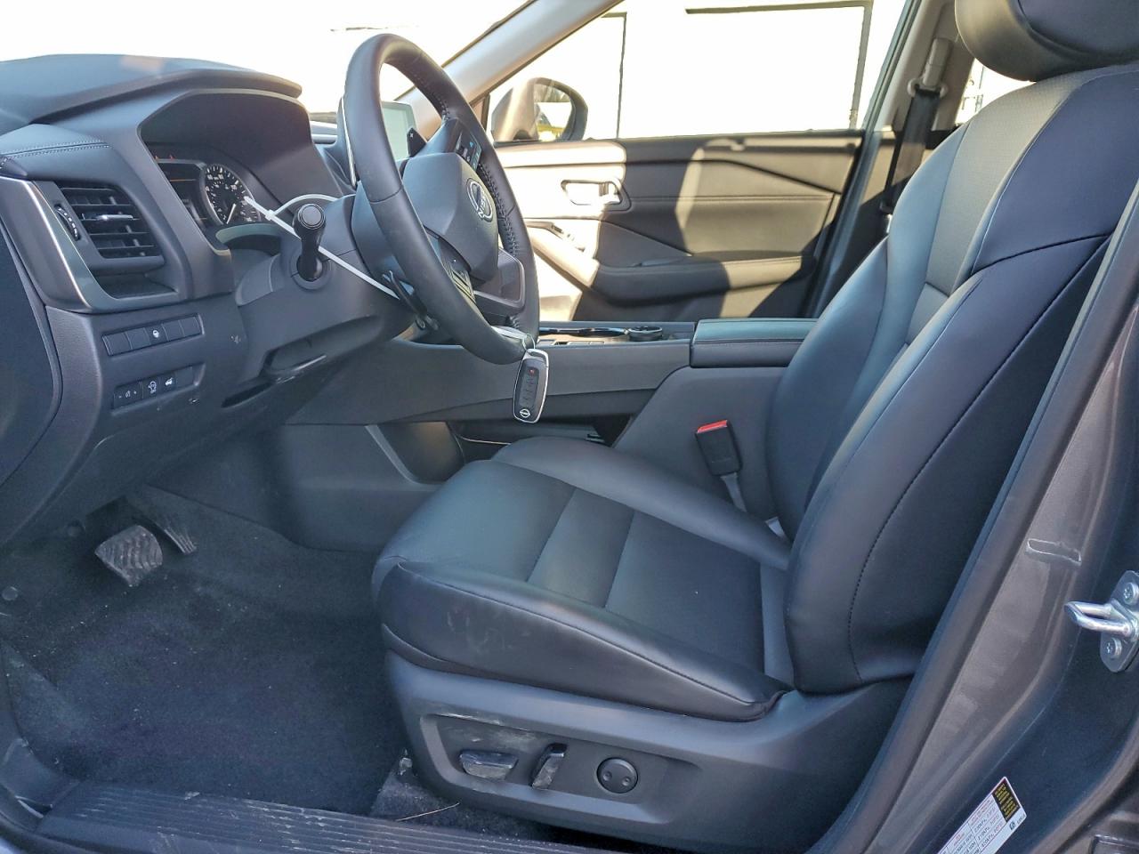 2025 NISSAN ROGUE SV photo 7