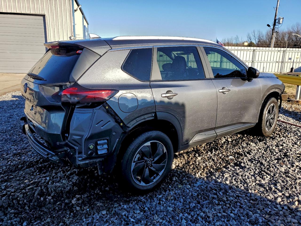 2025 NISSAN ROGUE SV photo 3