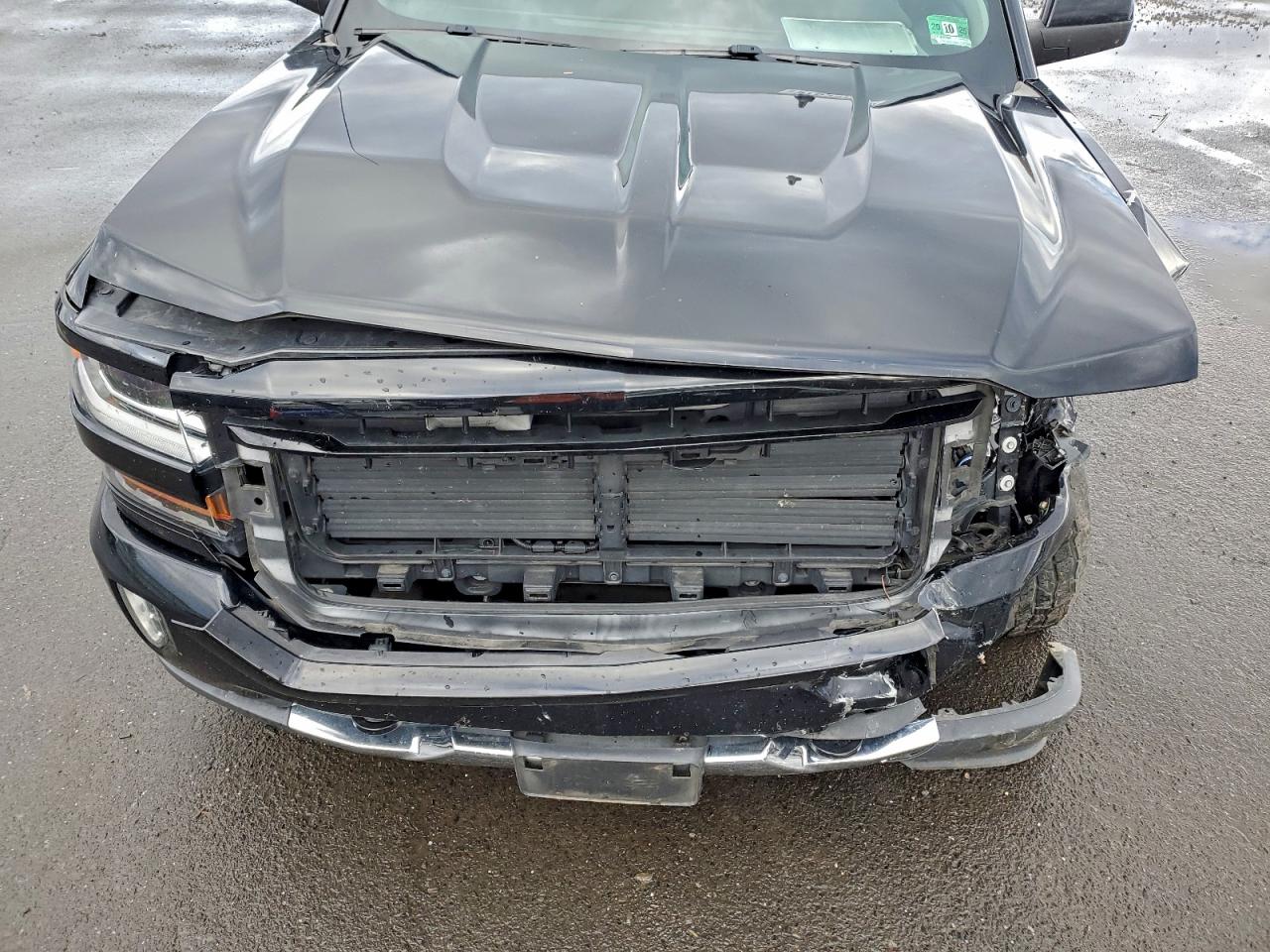 2017 CHEVROLET SILVERADO K1500 LT photo 11