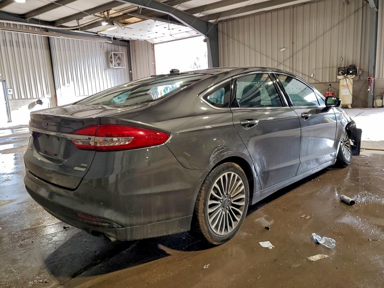 2017 FORD FUSION SE photo 3