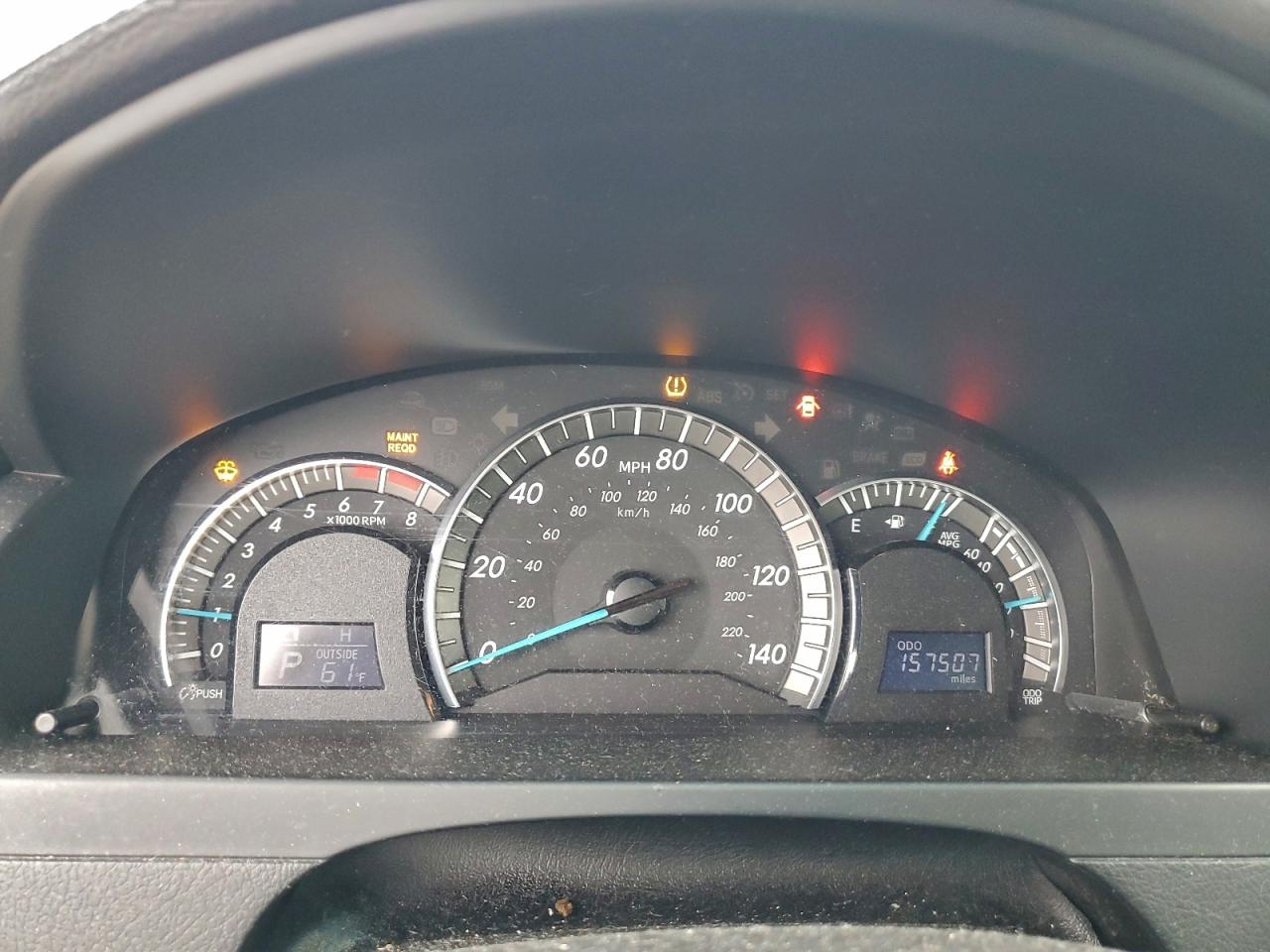 2014 TOYOTA CAMRY L photo 9