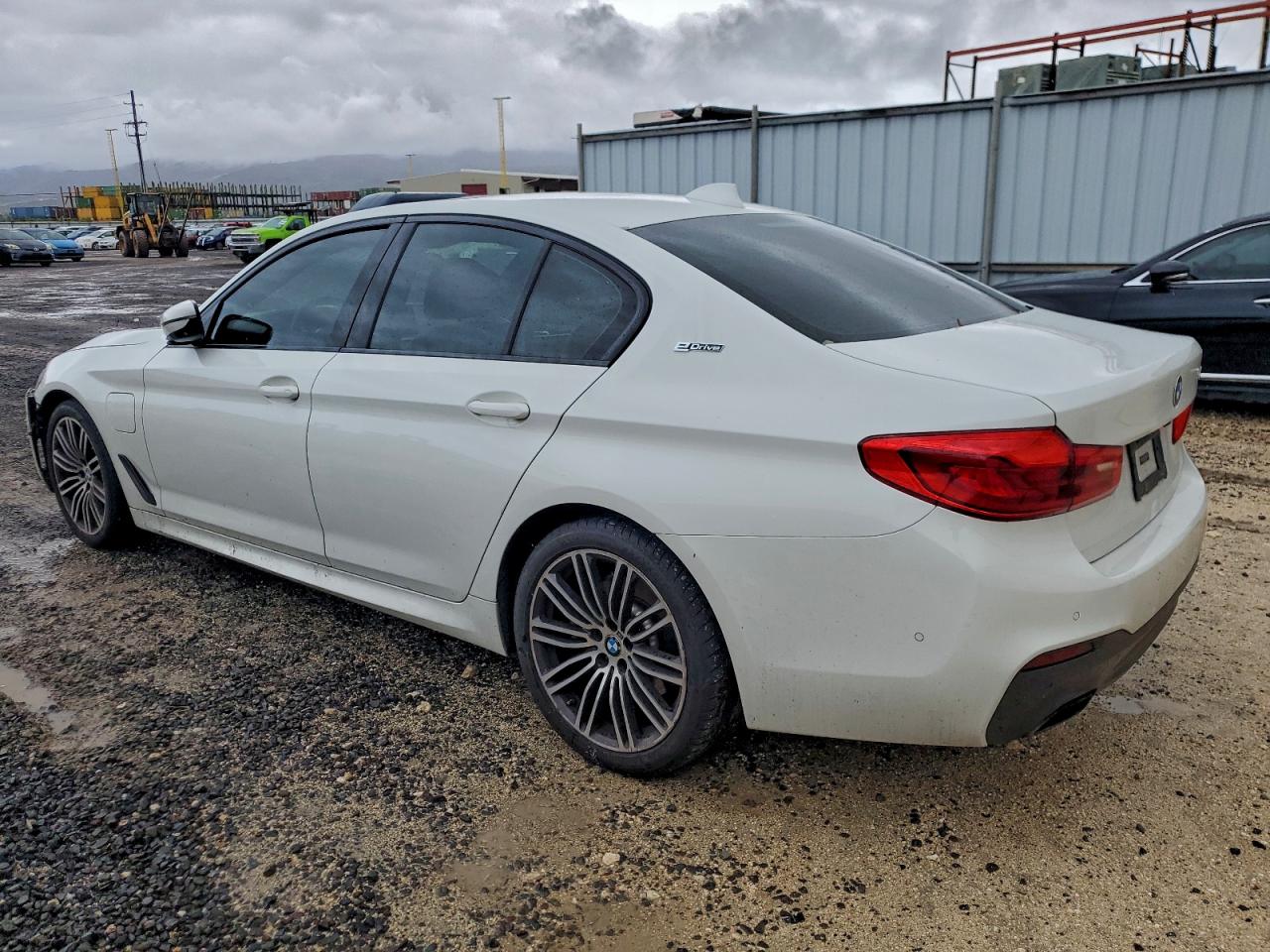 2019 BMW 530E photo 3