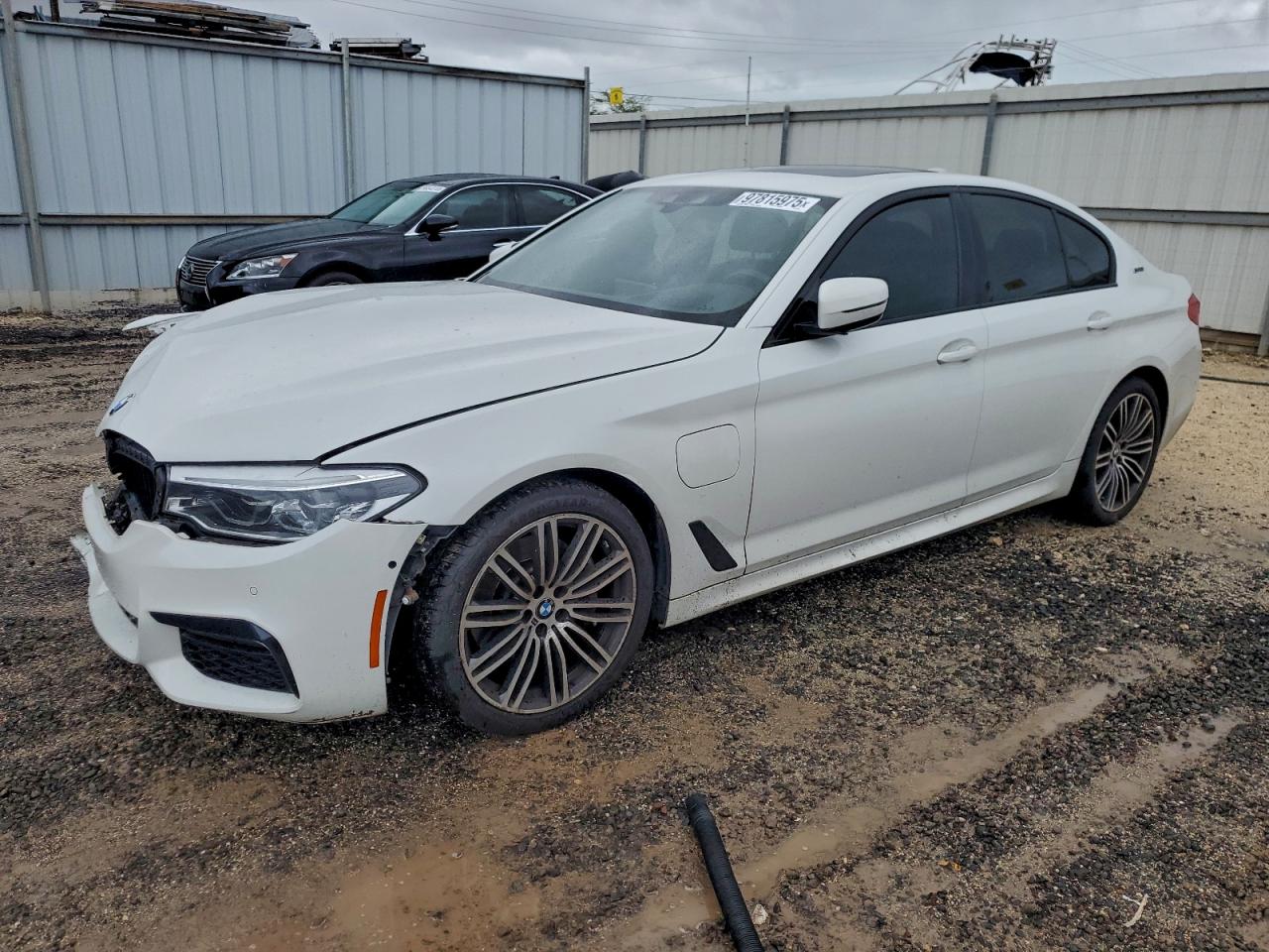 2019 BMW 530E