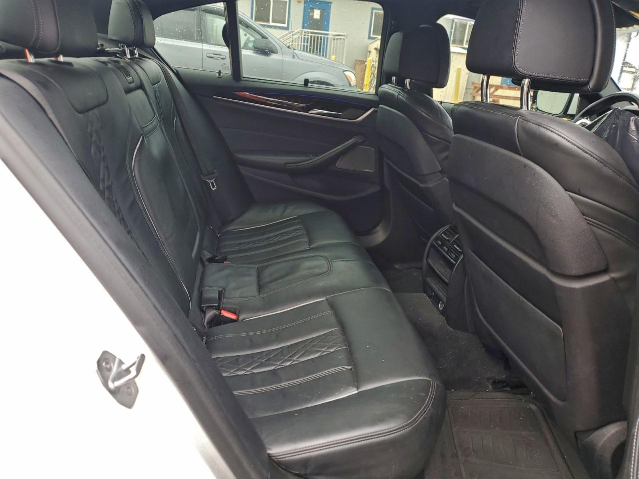 2019 BMW 530E photo 19