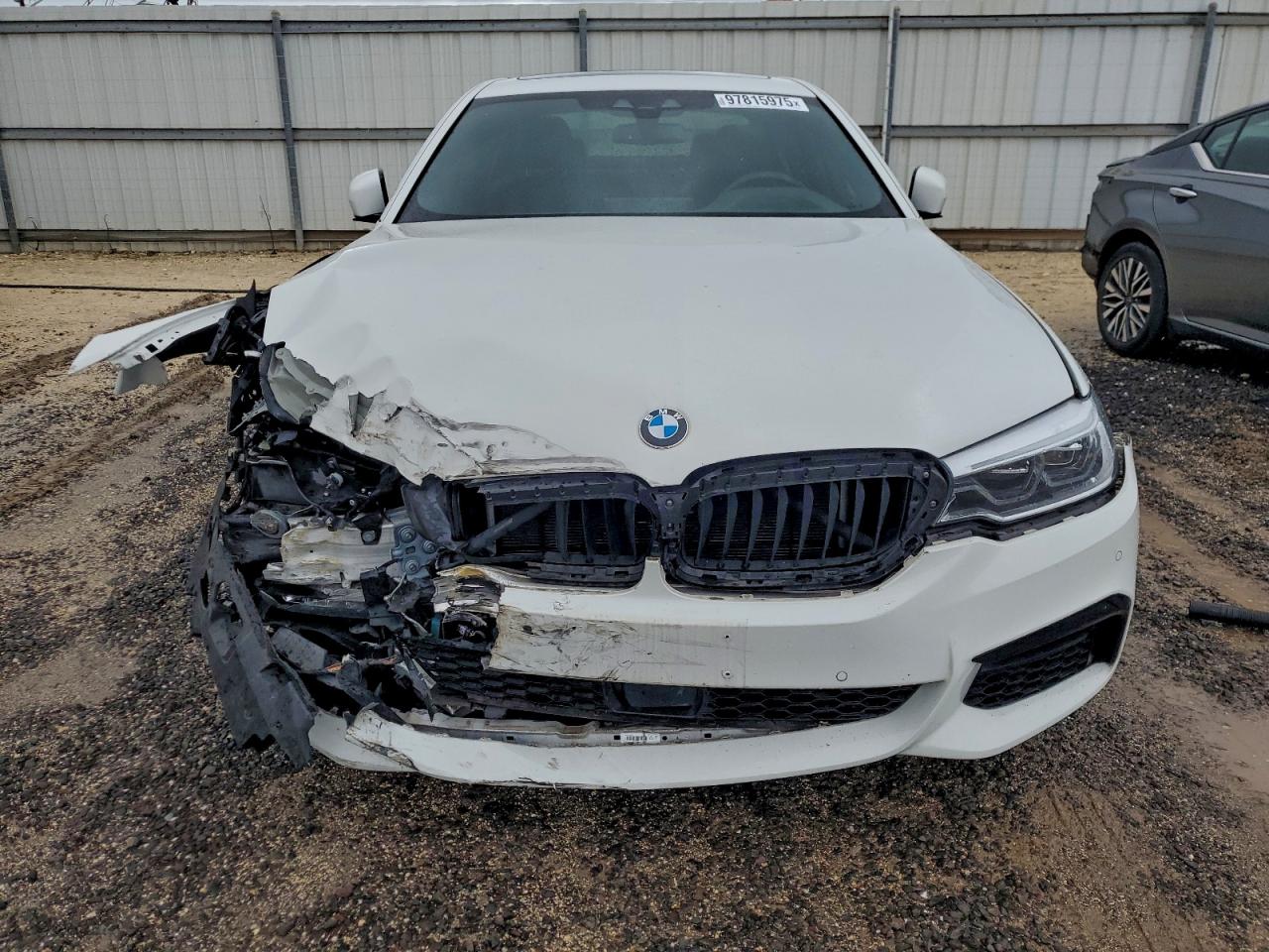 2019 BMW 530E photo 9