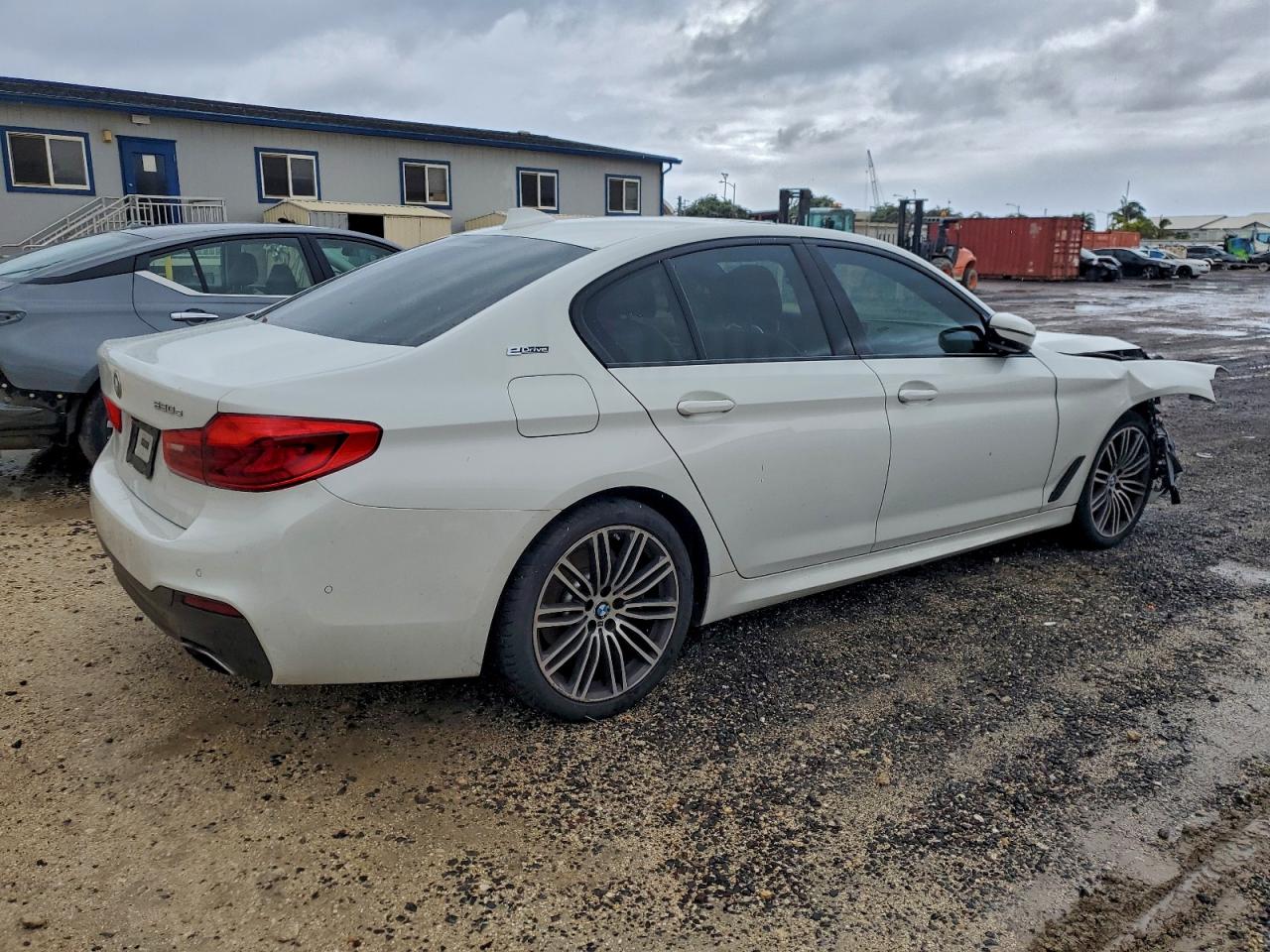 2019 BMW 530E photo 5
