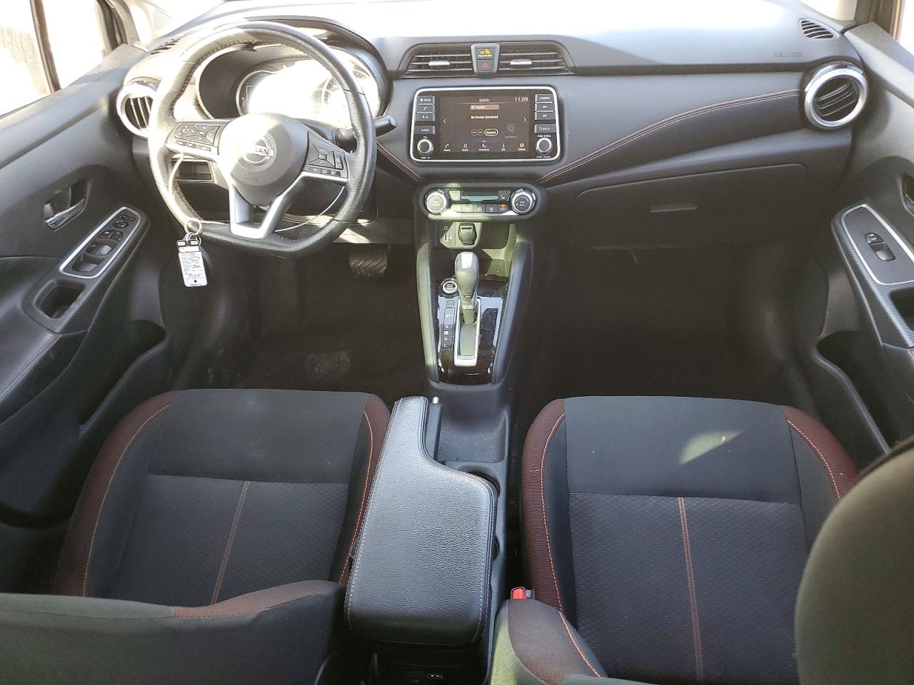 2020 NISSAN VERSA SR photo 8