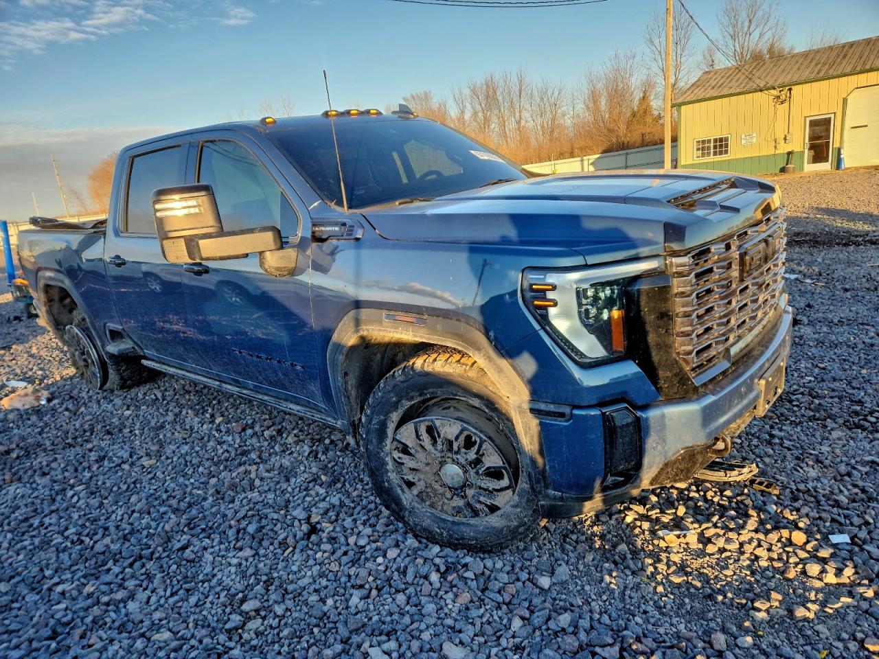 2025 GMC SIERRA K2500 DENALI ULTIMATE photo 4