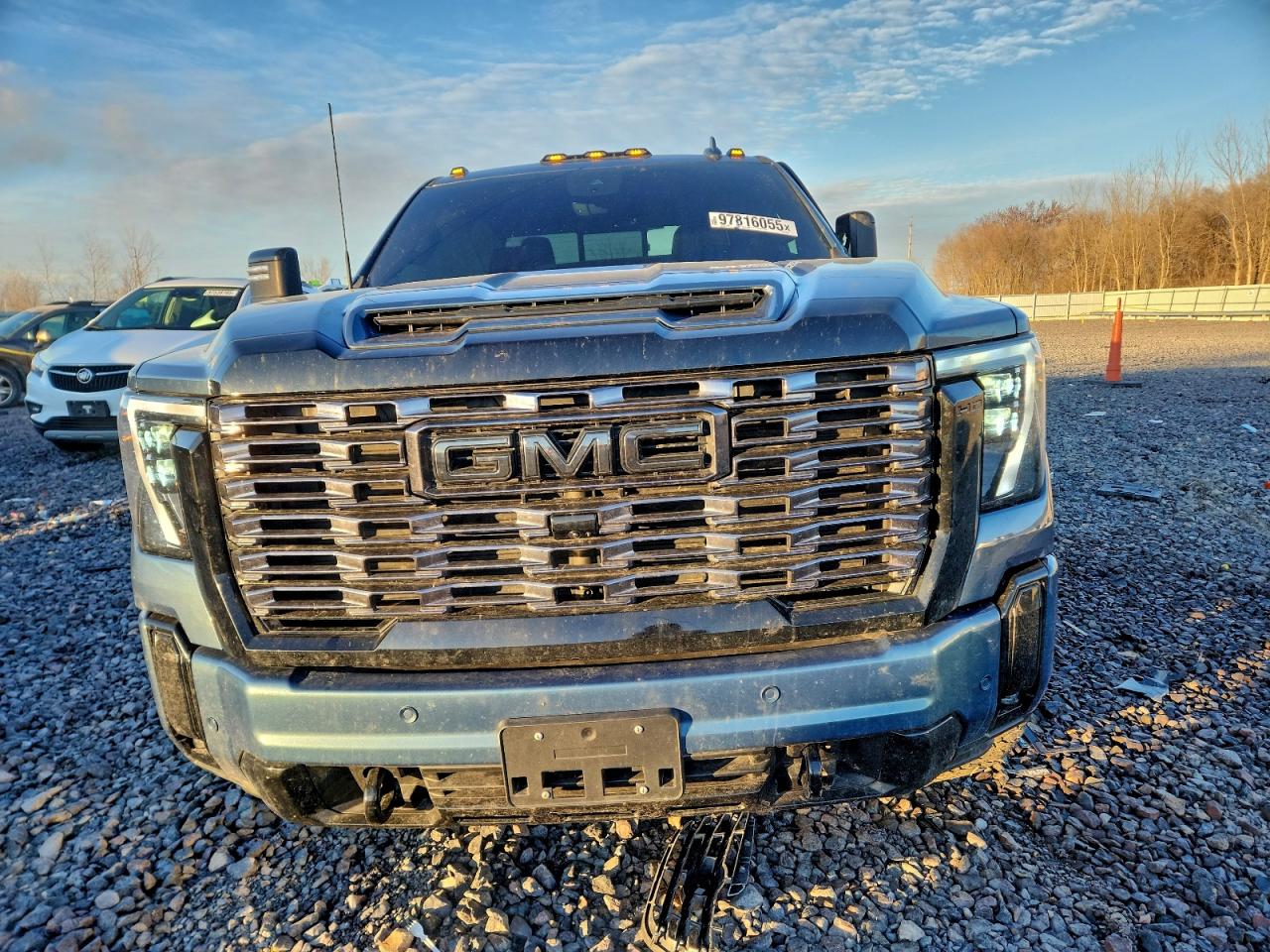 2025 GMC SIERRA K2500 DENALI ULTIMATE photo 5