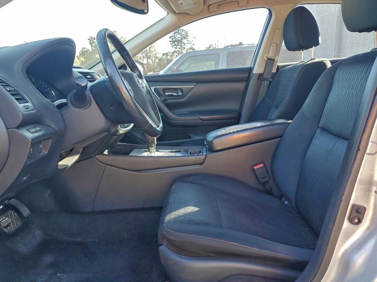 2017 NISSAN ALTIMA 2.5 SV photo 13