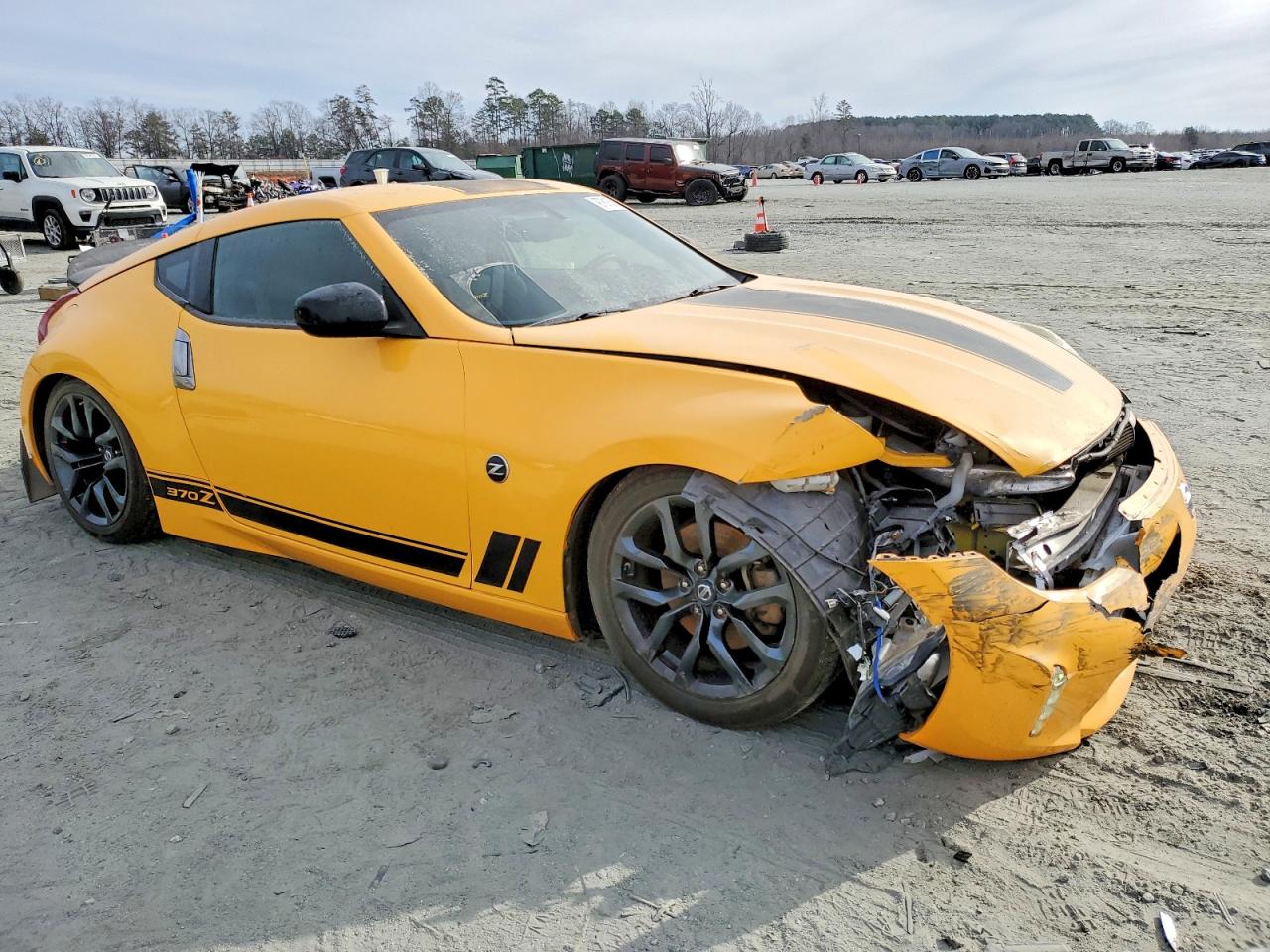 2019 NISSAN 370Z BASE photo 4