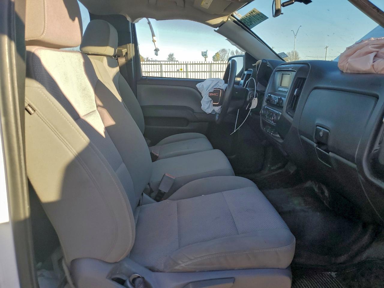 2017 GMC SIERRA C1500 photo 10