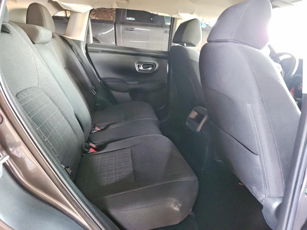 2024 HONDA HR-V LX photo 11