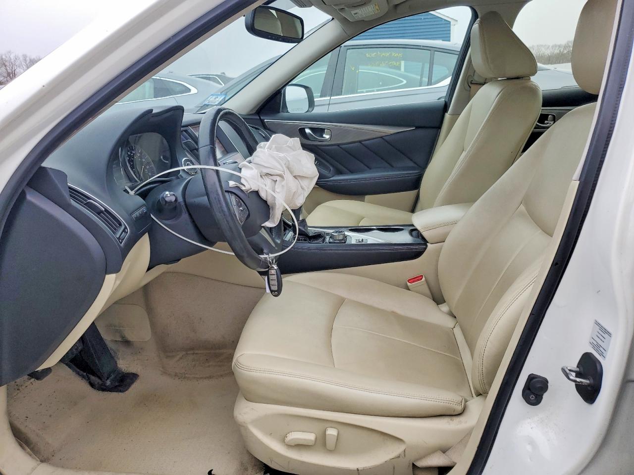 2015 INFINITI Q50 BASE photo 7