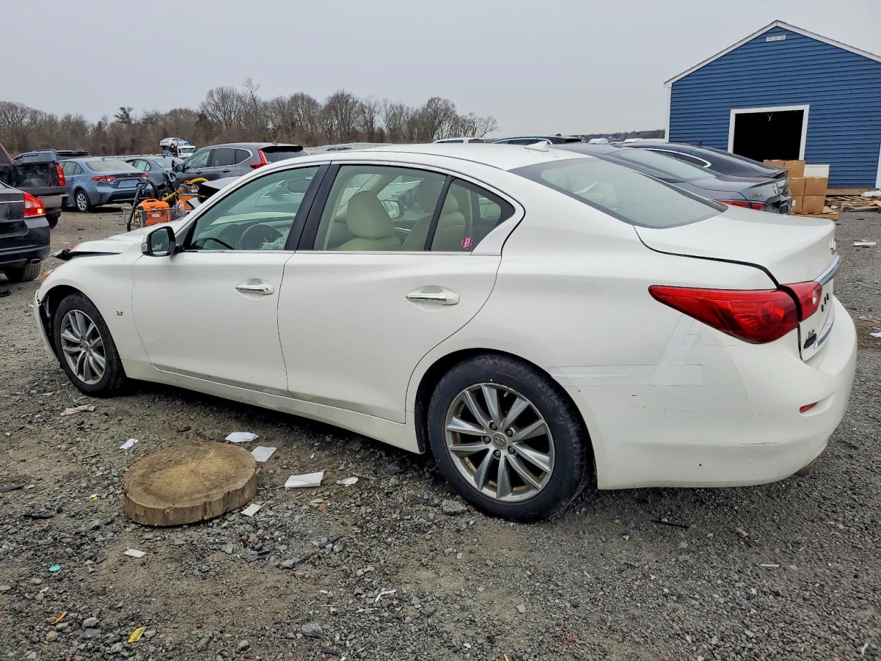 2015 INFINITI Q50 BASE photo 2