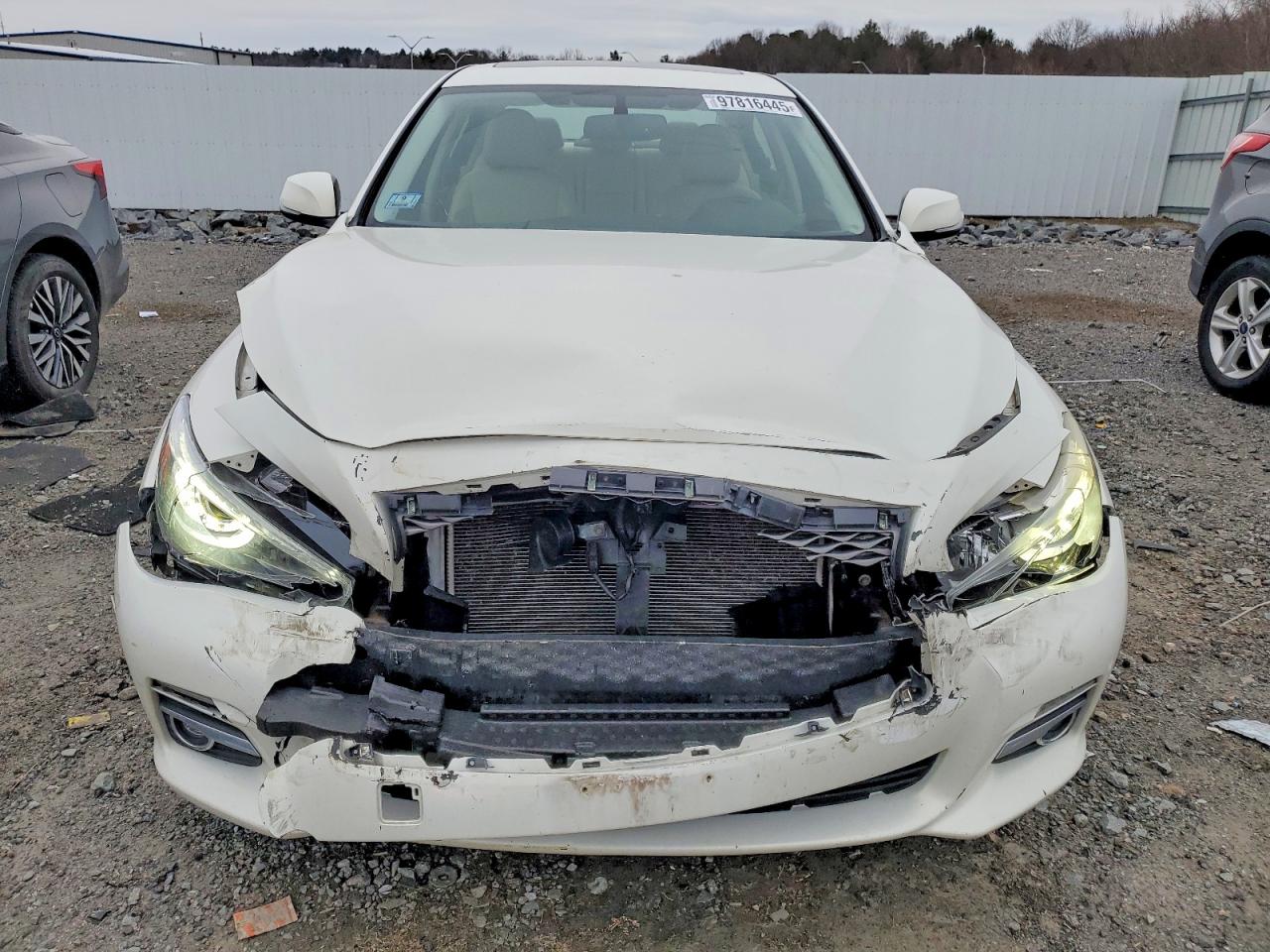 2015 INFINITI Q50 BASE photo 5