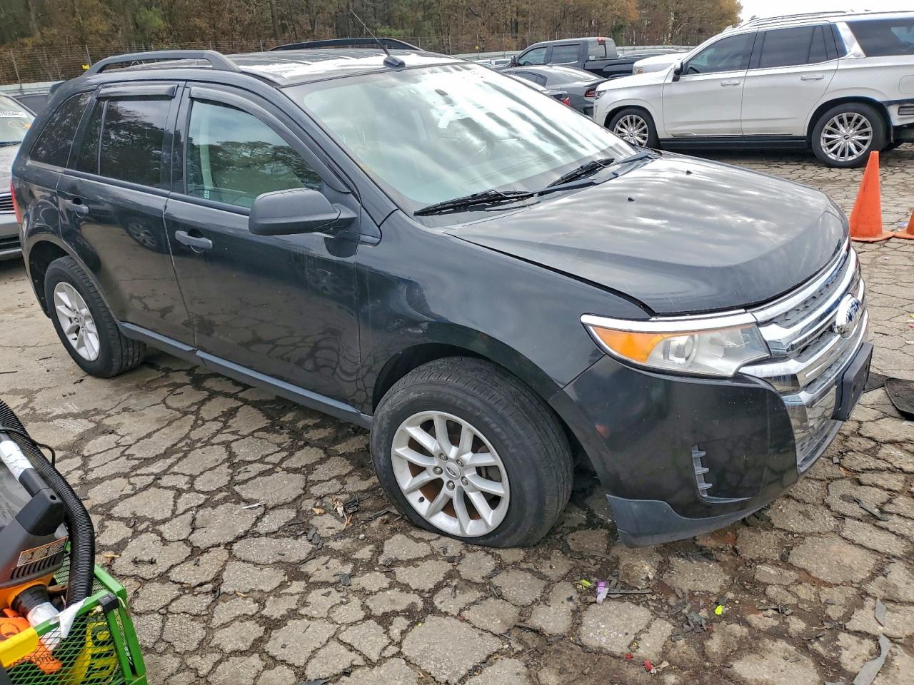 2013 FORD EDGE SE photo 4
