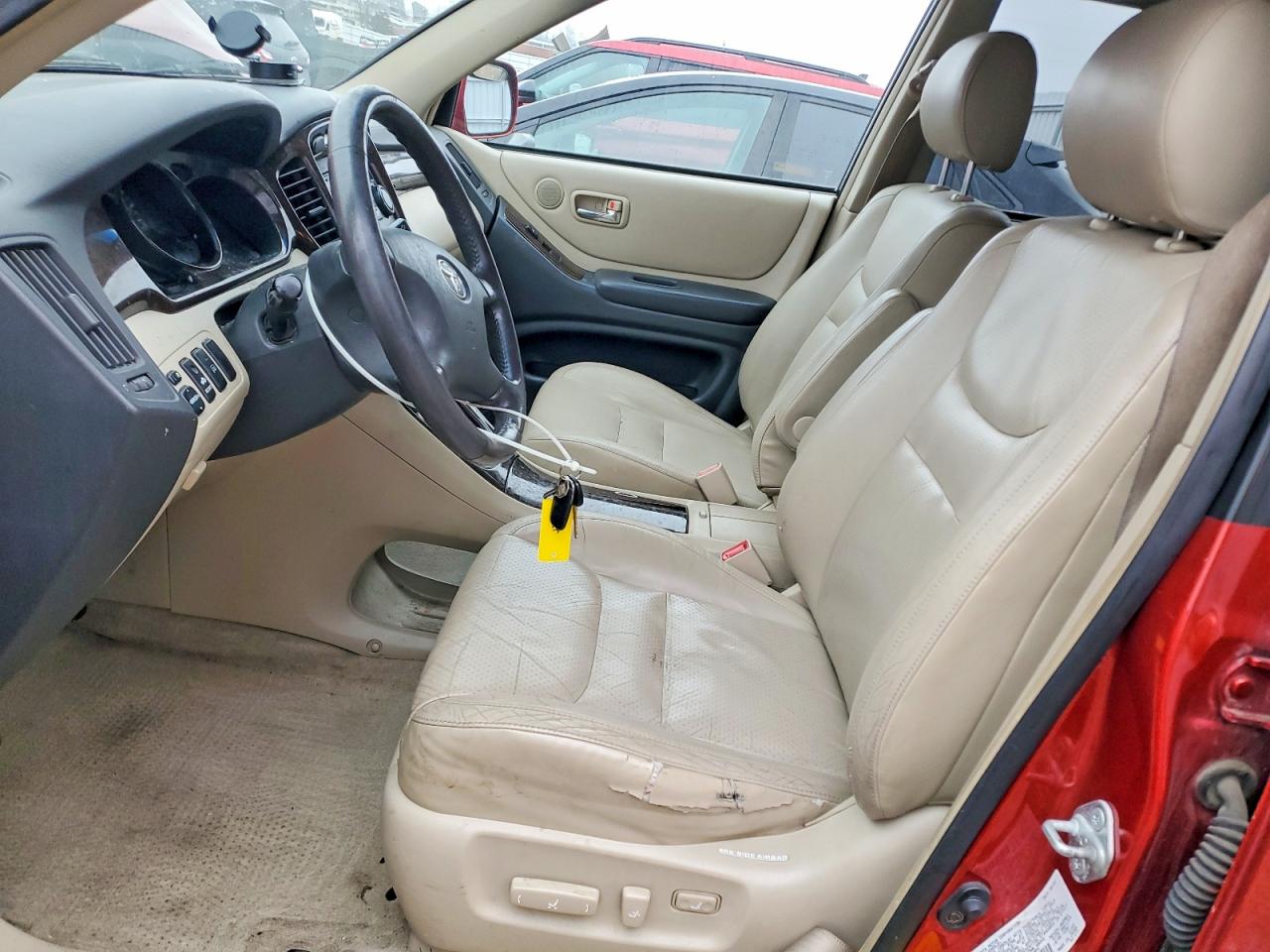2003 TOYOTA HIGHLANDER LIMITED photo 13
