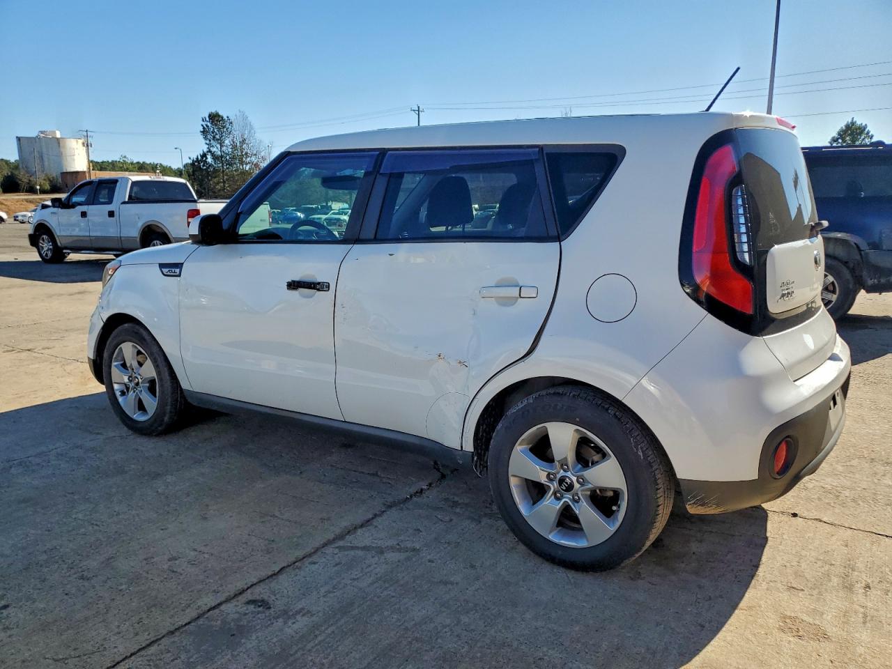 2018 KIA SOUL photo 2