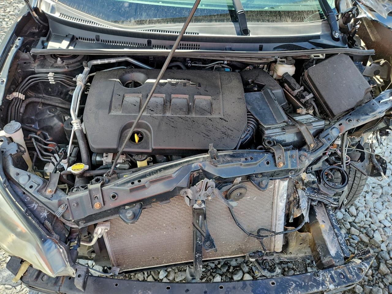 2016 TOYOTA COROLLA LE photo 21