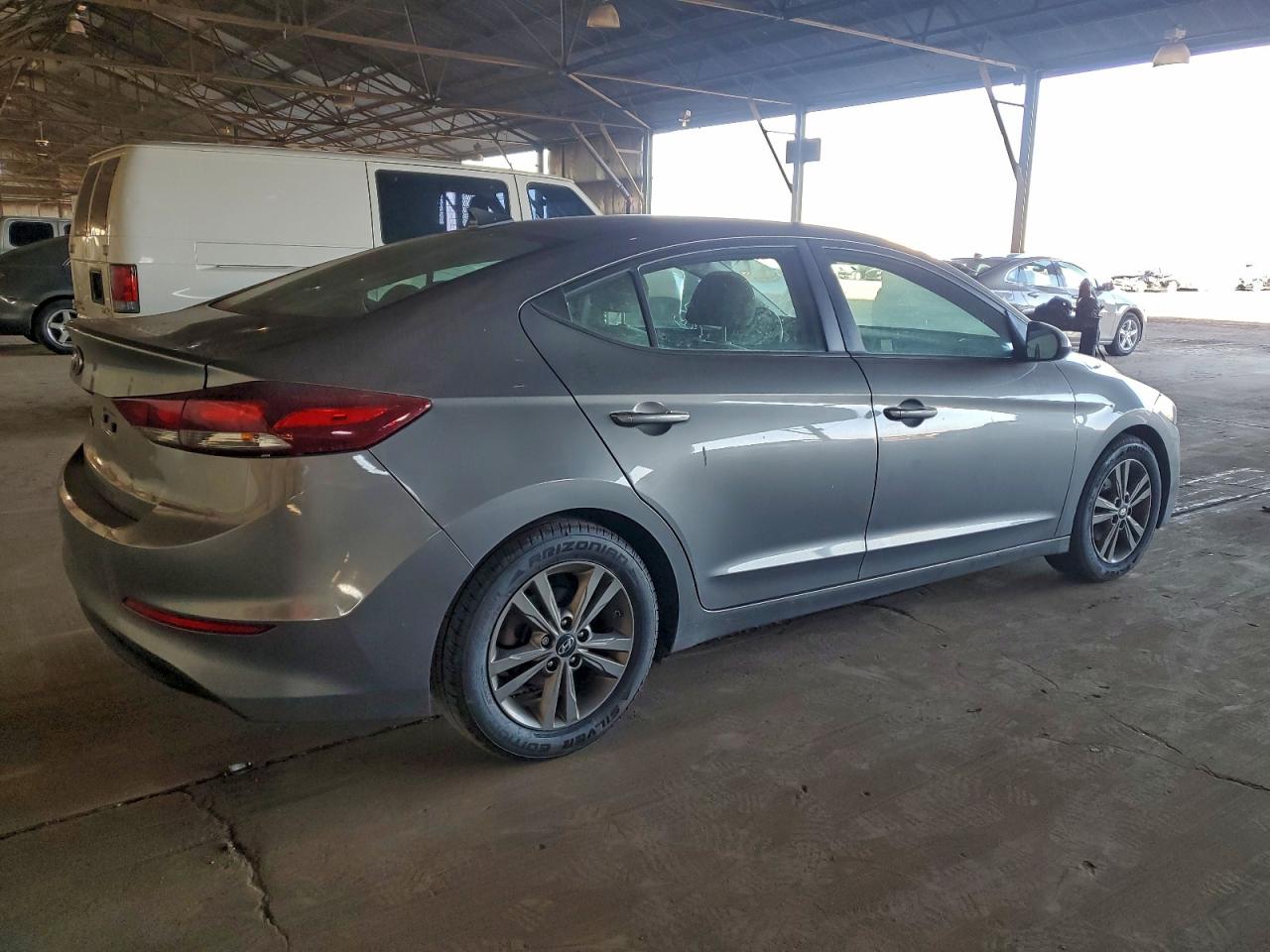 2018 HYUNDAI ELANTRA SEL photo 3