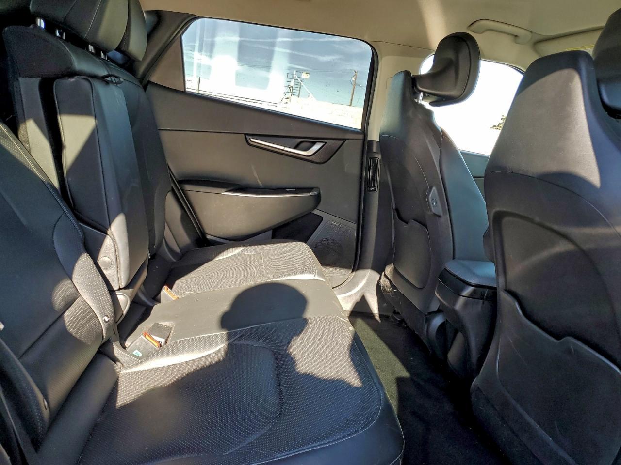 2023 KIA EV6 LIGHT photo 11