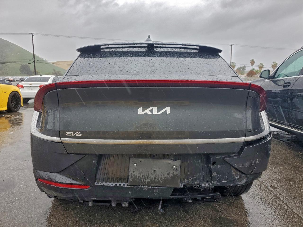 2023 KIA EV6 LIGHT photo 6