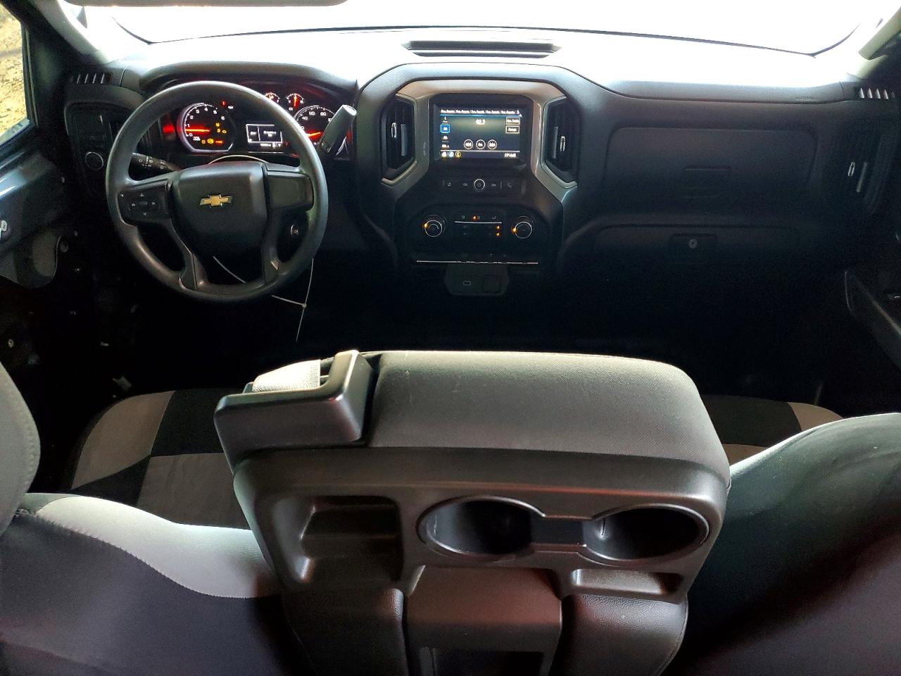2019 CHEVROLET SILVERADO C1500 CUSTOM photo 8