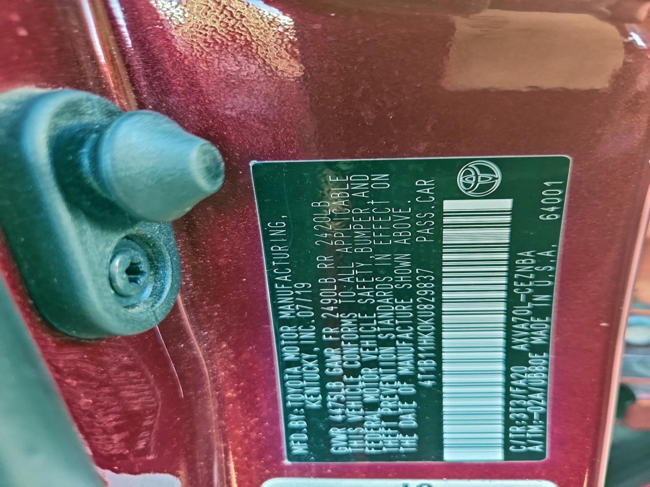 2019 TOYOTA CAMRY L photo 12