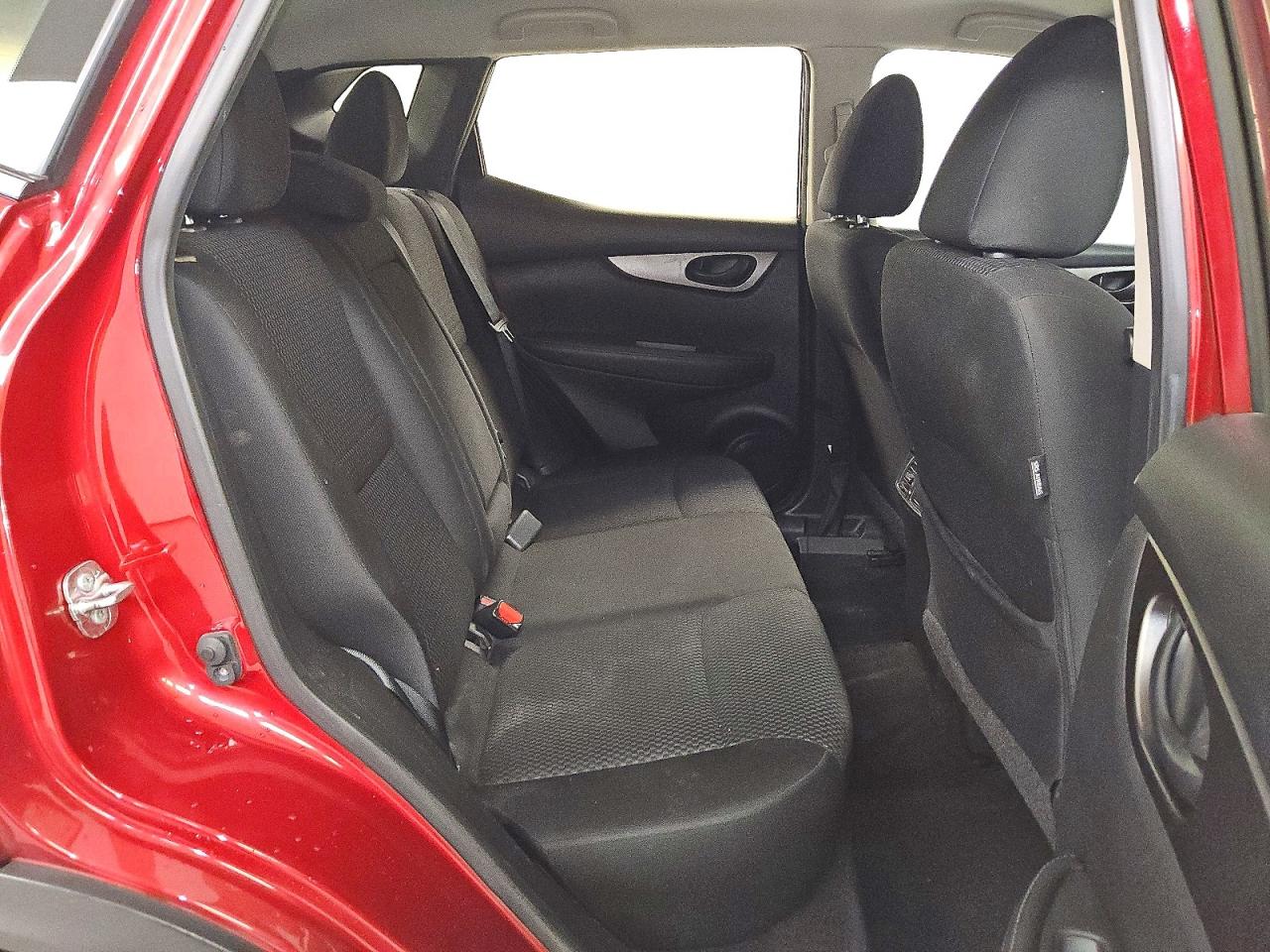 2019 NISSAN ROGUE SPORT S photo 11