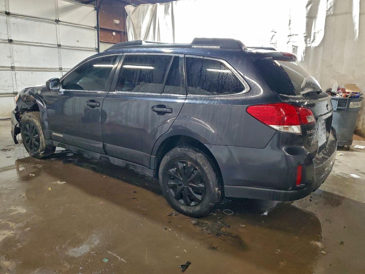 2011 SUBARU OUTBACK 2.5I photo 2