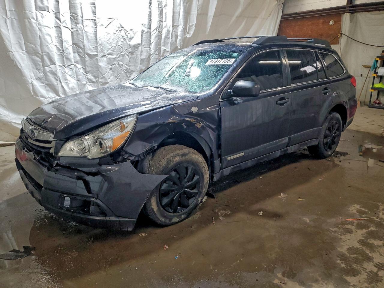 2011 SUBARU OUTBACK