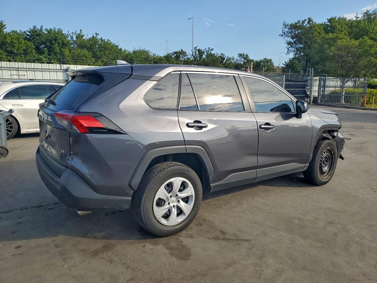 2024 TOYOTA RAV4 LE photo 3