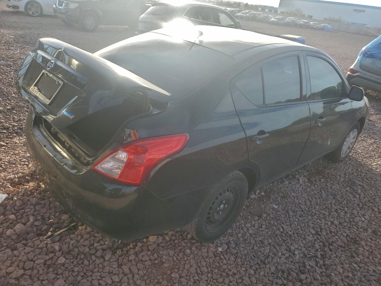 2014 NISSAN VERSA S photo 3