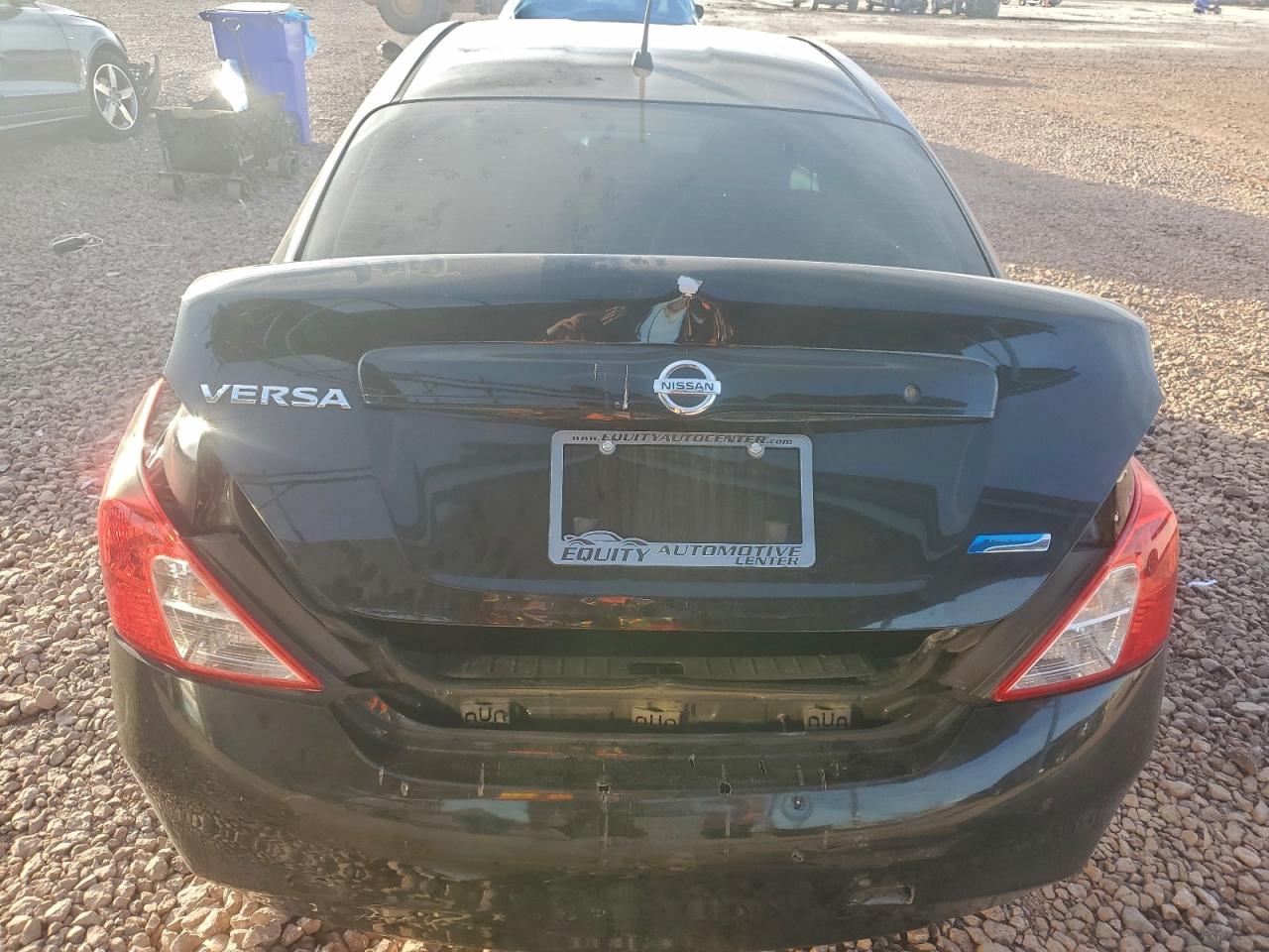 2014 NISSAN VERSA S photo 6