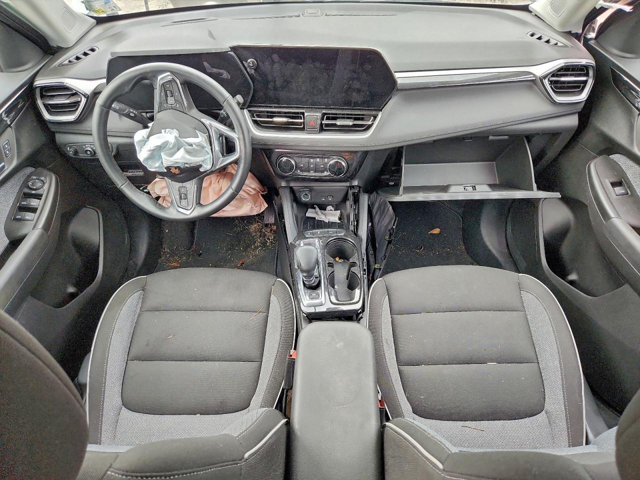 2025 CHEVROLET TRAILBLAZER LT photo 8