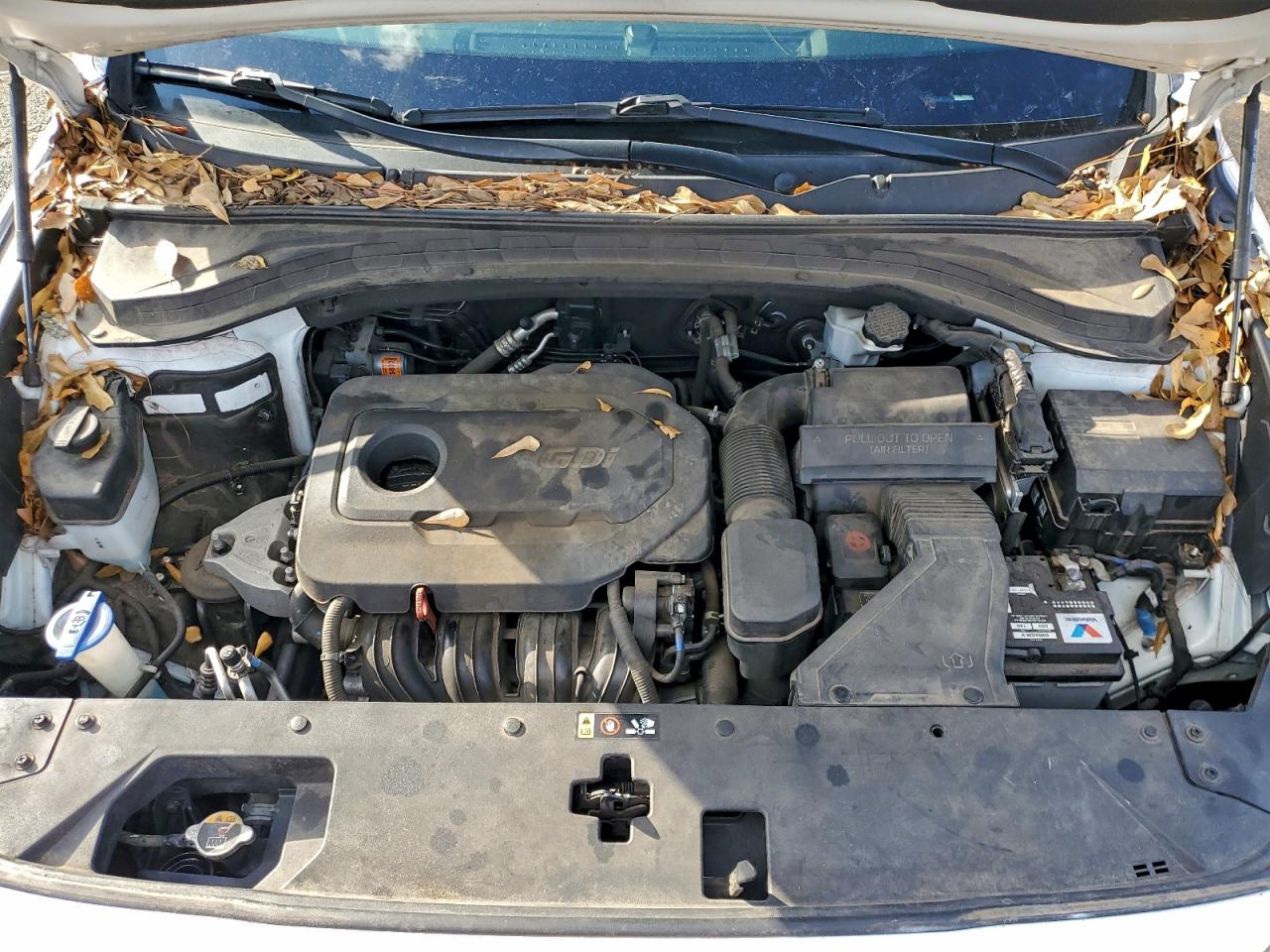 2019 HYUNDAI SANTA FE SE photo 11
