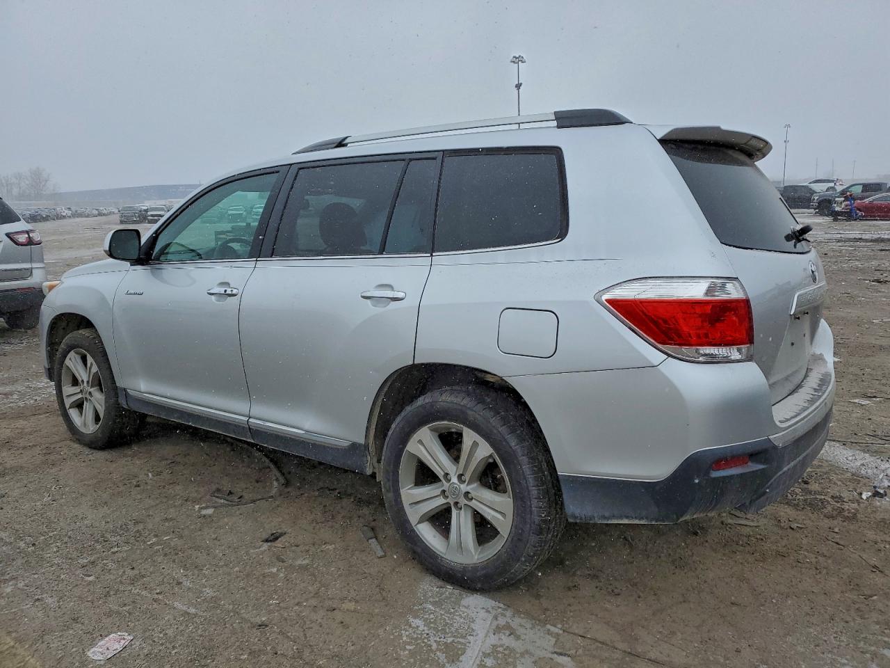 2013 TOYOTA HIGHLANDER LIMITED photo 2