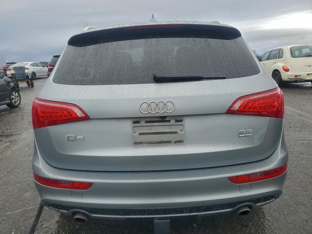 2011 AUDI Q5 PREMIUM PLUS photo 6