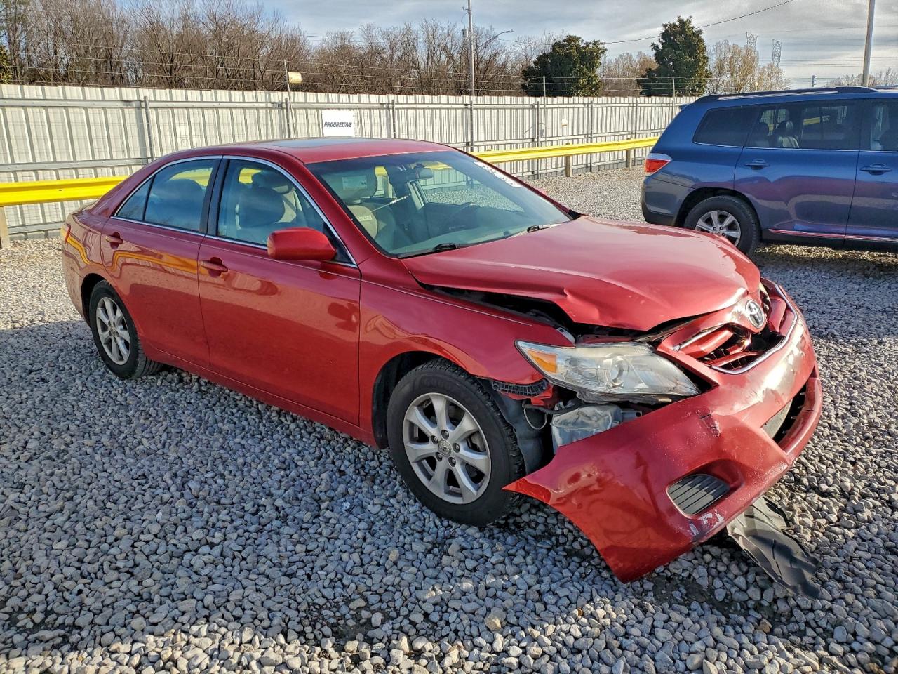 2011 TOYOTA CAMRY BASE photo 4