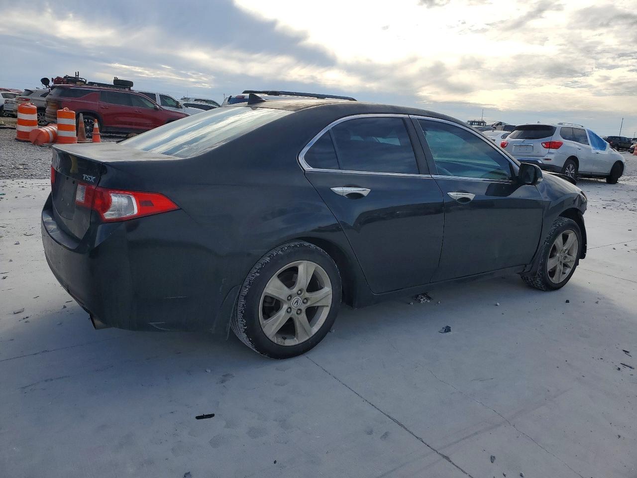 2010 ACURA TSX photo 3
