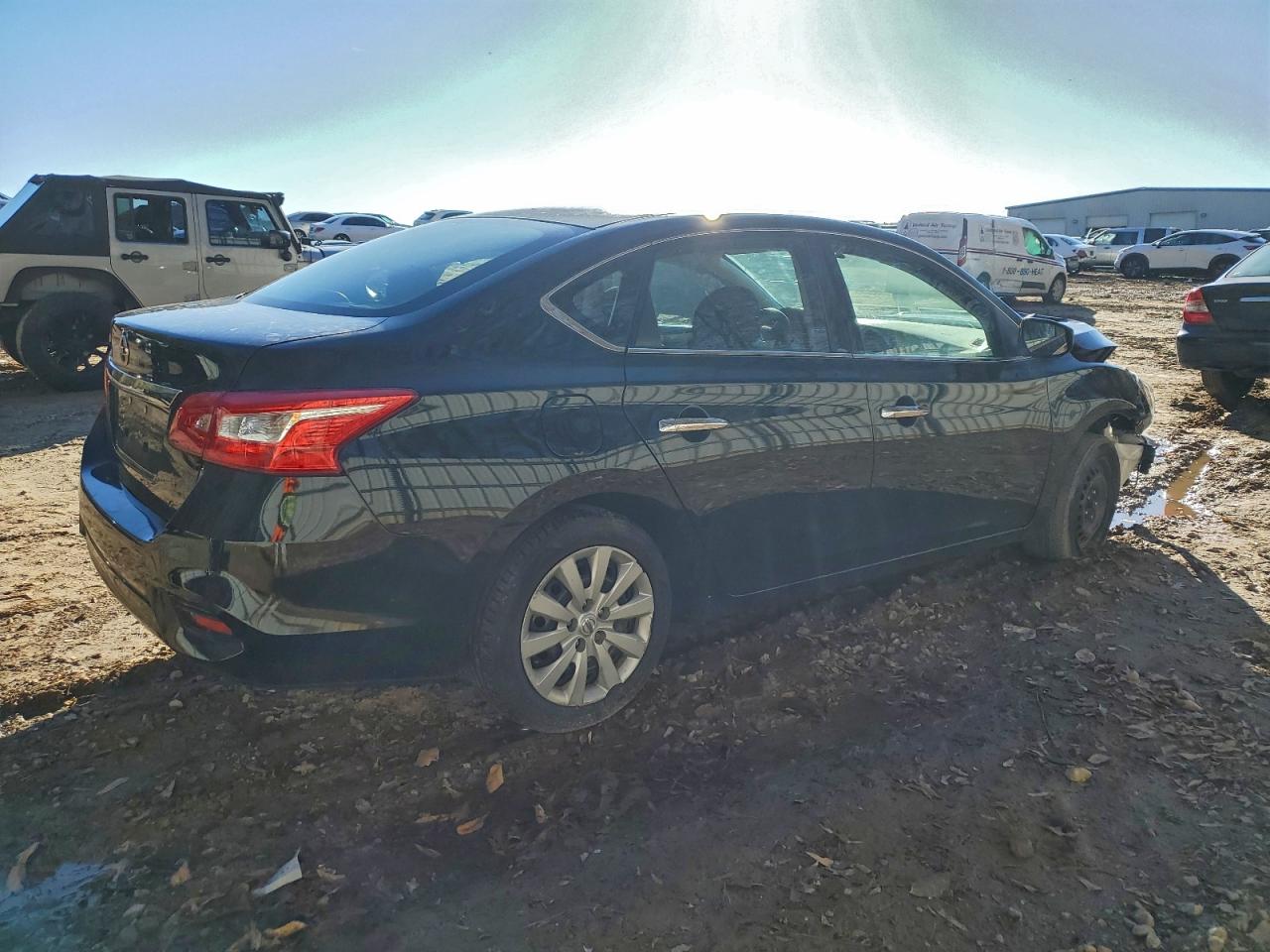 2019 NISSAN SENTRA S photo 3