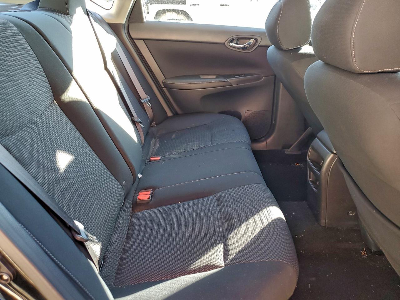 2019 NISSAN SENTRA S photo 10